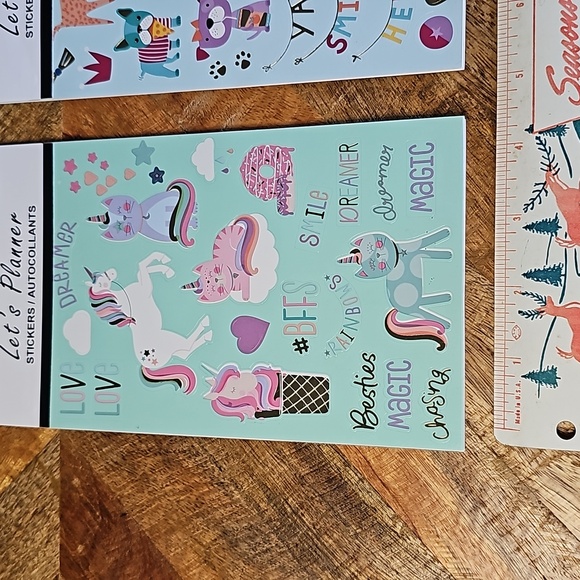 Let's Planner unicorn animal stickers books - Picture 2 of 7